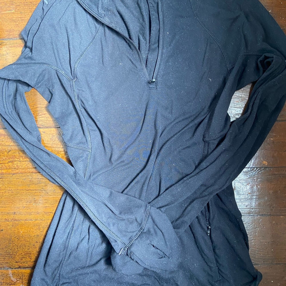 Women's Black Long Sleeve Top